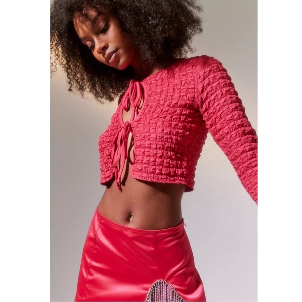 UO Sylvie Bubble Knit Tie-Front Top